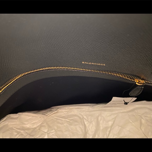 Balenciaga Ville Medium Satchel Bag - Picture 15 of 15